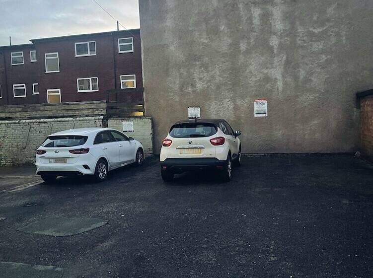 펜션 The Chatwal Boutique