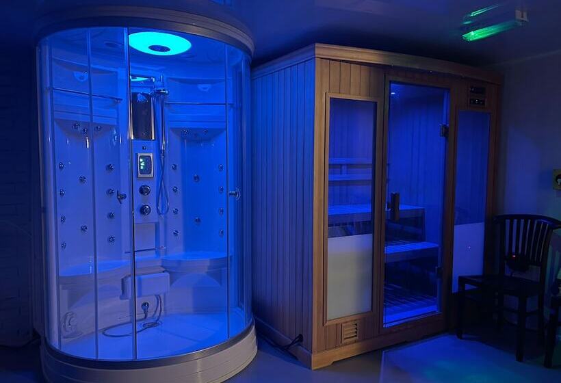 펜션 The Chatwal Boutique