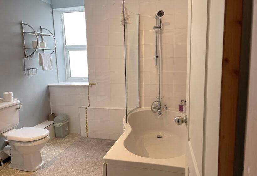 펜션 The Chatwal Boutique