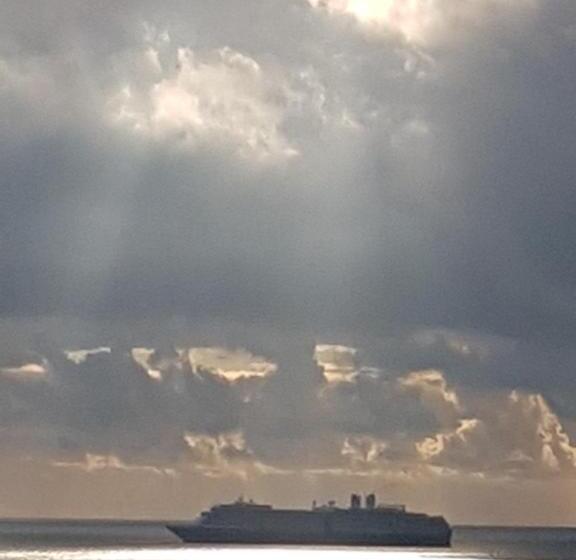 Pension (Hôtel basse catégorie) Norwegian Wood