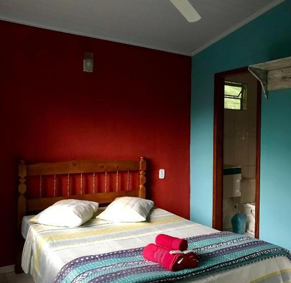 پانسیون Suítes Doce Lar