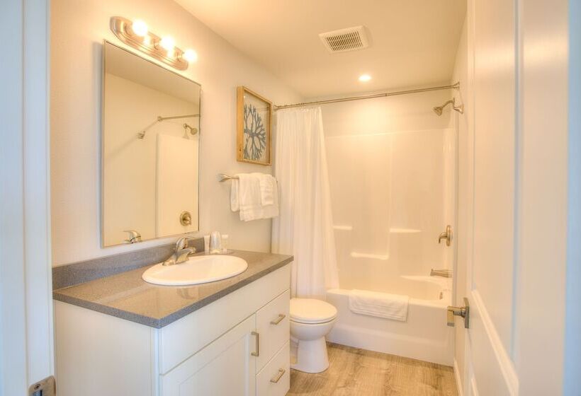 فندق على الطريق Ocean Shores Resort   Brand New Rooms