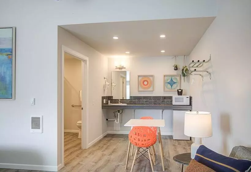 モーテル Ocean Shores Resort   Brand New Rooms