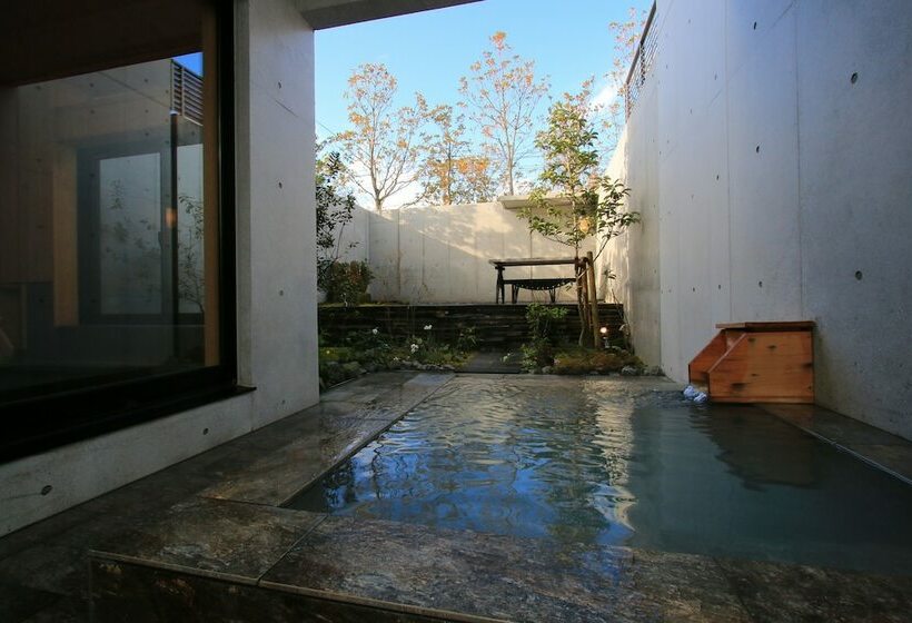 ホテル Fujinohana