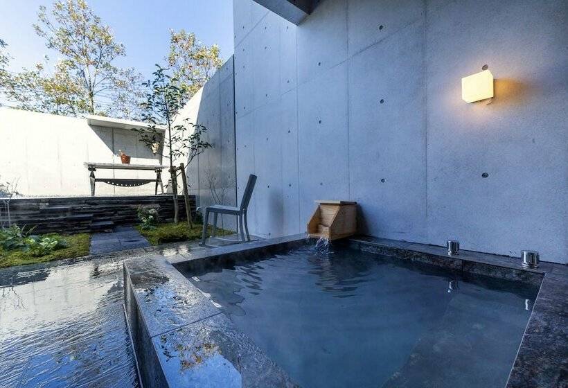 ホテル Fujinohana