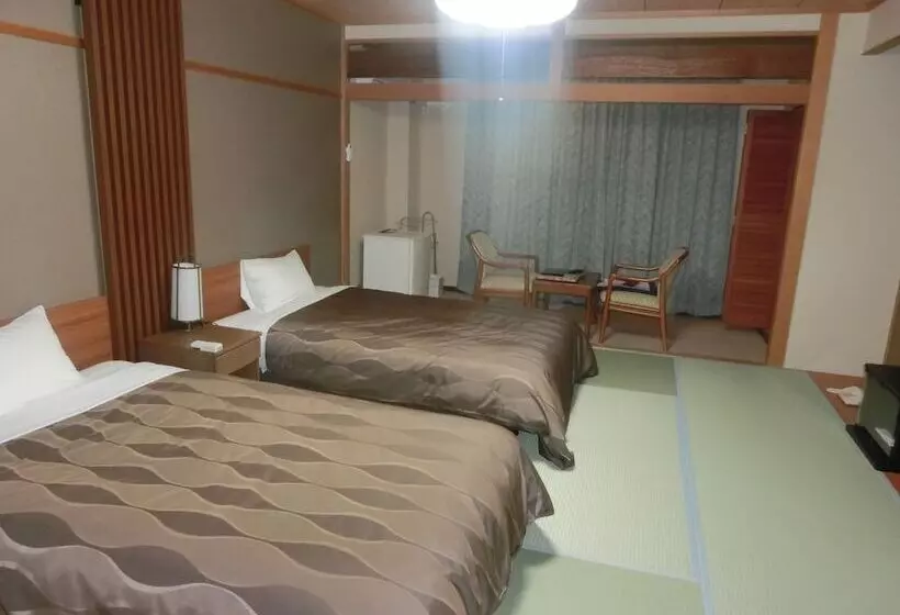 Hotelli The Gran Resort Akou