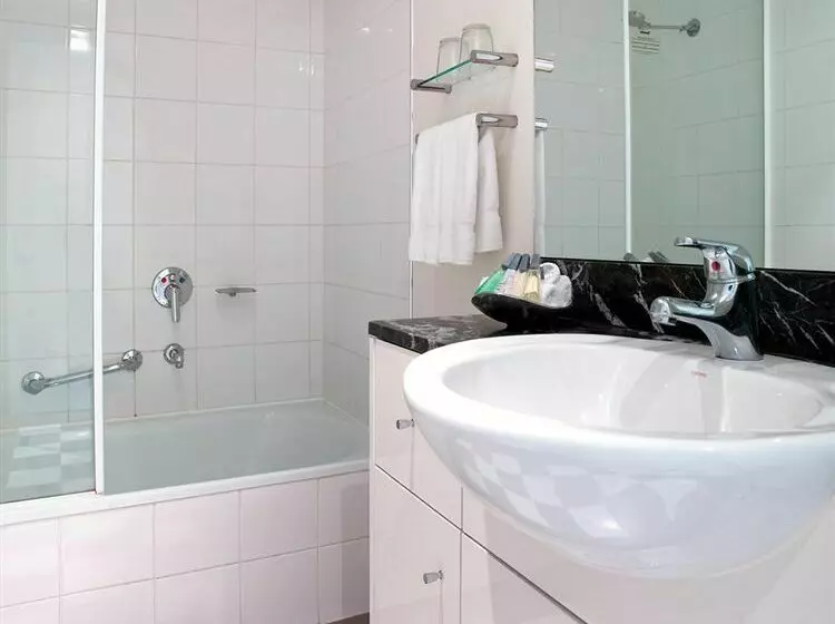 Adina Apartment Hotel South Yarra