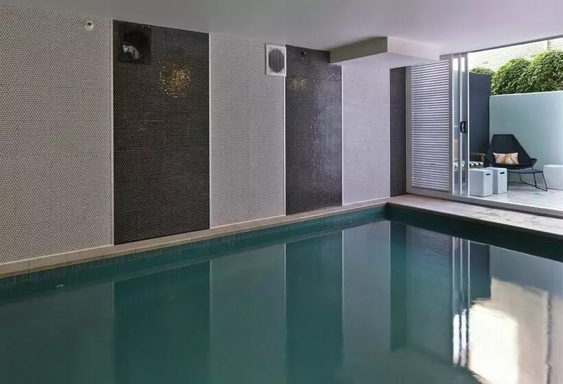 Adina Apartment Hotel South Yarra