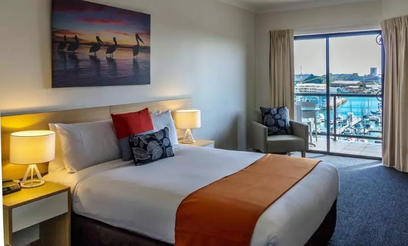 Отель Aligned Corporate Residences Townsville