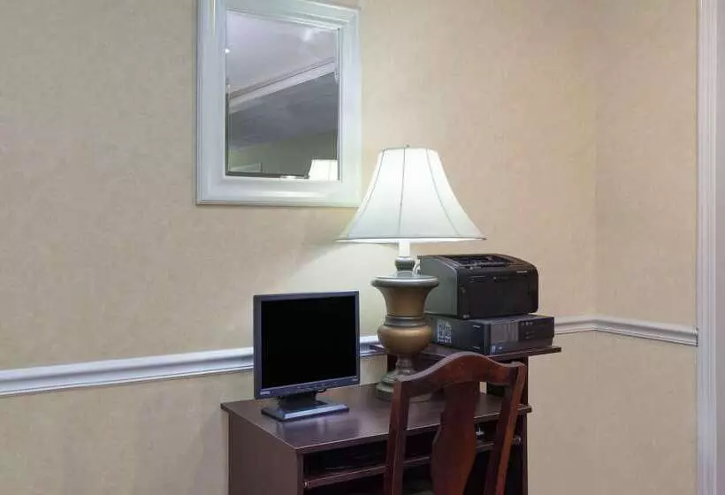 Отель Comfort Inn Lafayette North I 10