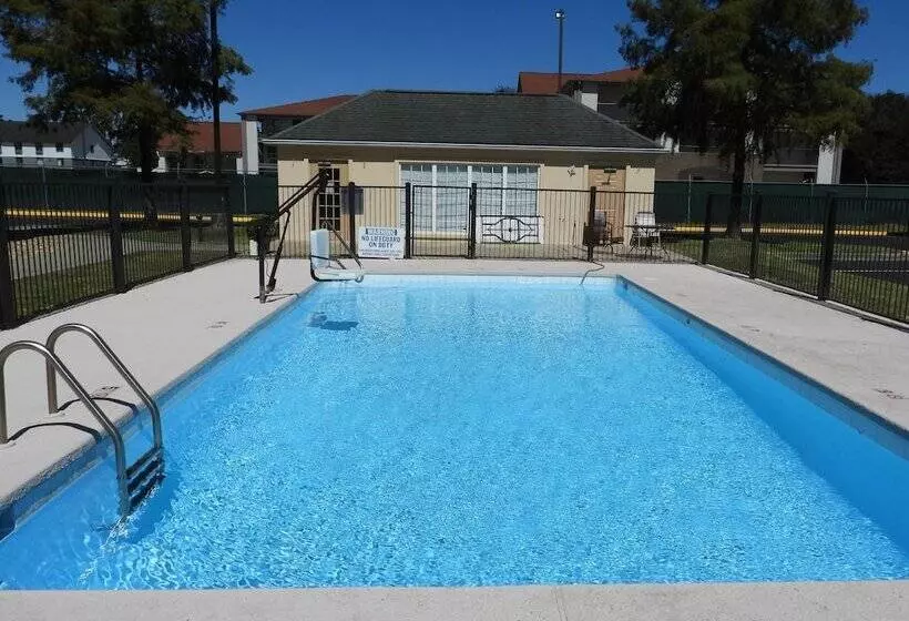 Отель Comfort Inn Lafayette North I 10