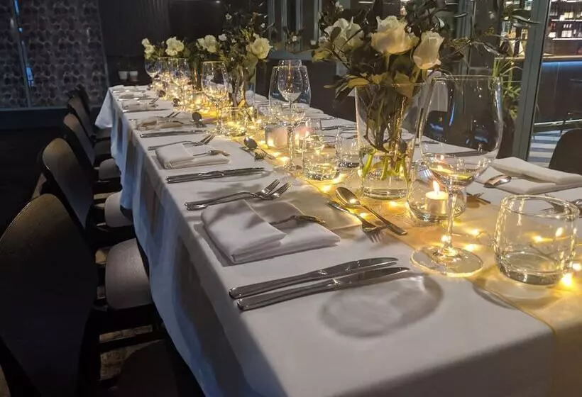 בית מלון כפרי Burnett Riverside