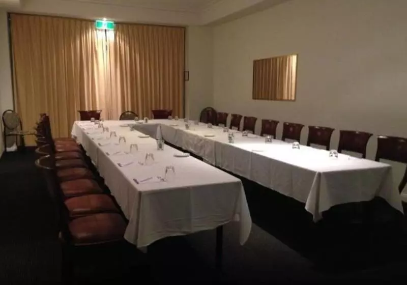 בית מלון כפרי Burnett Riverside