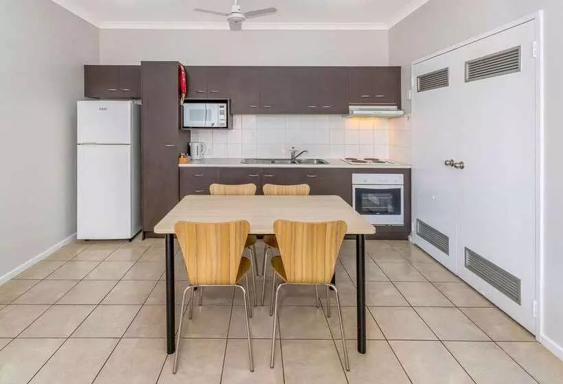 Отель Comfort Inn & Suites Karratha