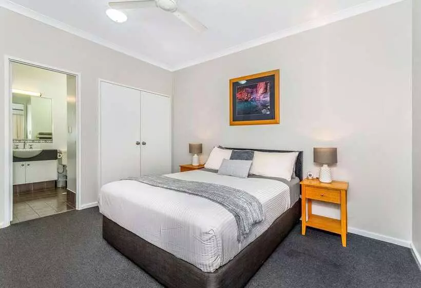 Отель Comfort Inn & Suites Karratha