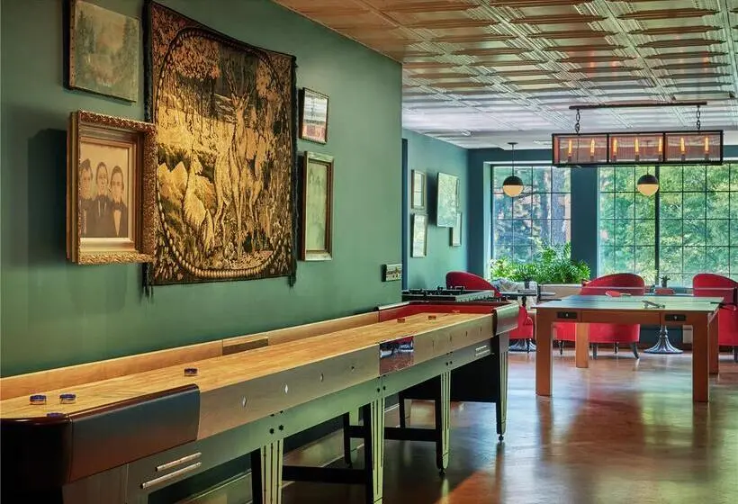 ホテル Graduate By Hilton Charlottesville