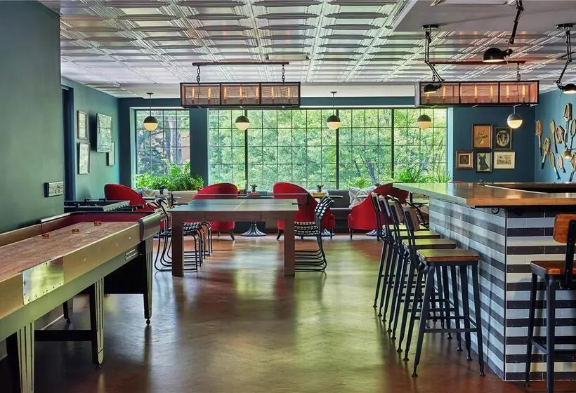 ホテル Graduate By Hilton Charlottesville