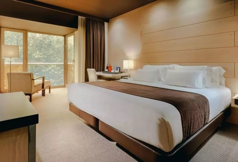 فندق Hesperia Bilbao