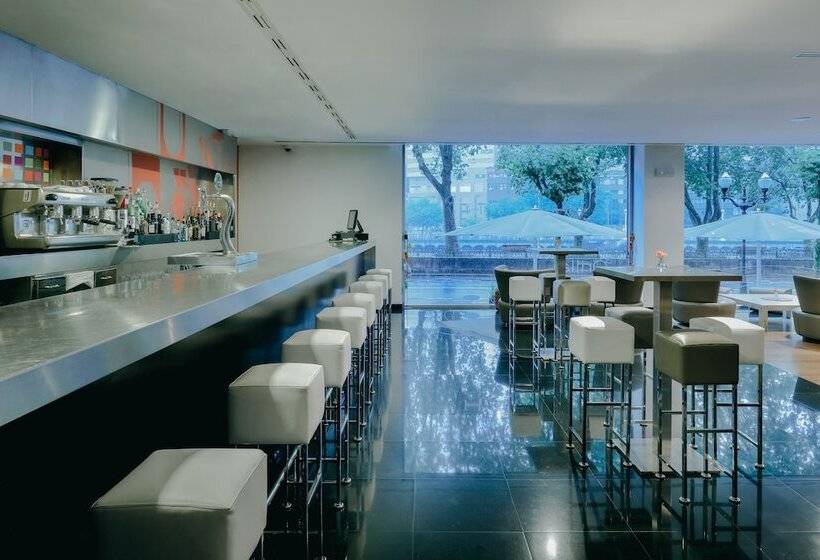 ホテル Hesperia Bilbao