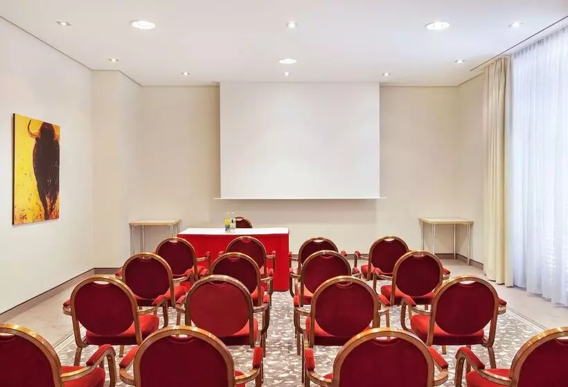 Hotel Holiday Inn Nürnberg City Centre, An Ihg