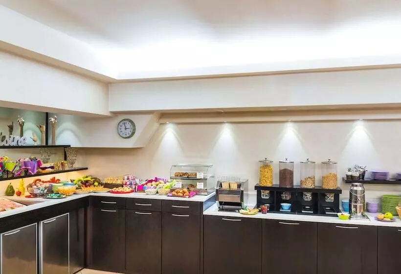 ホテル Ibis Styles Milano Centro