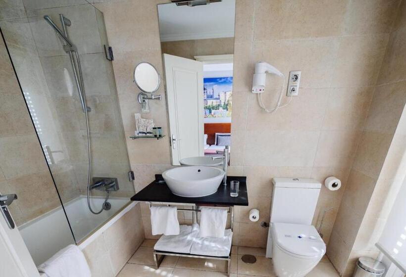 Отель ITC Infantas by Soho Boutique