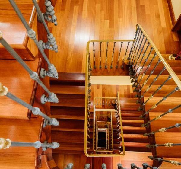 Отель ITC Infantas by Soho Boutique