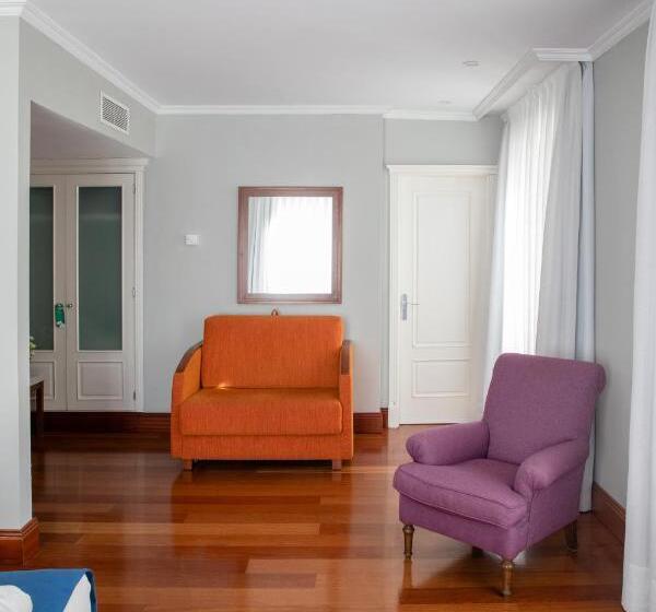 Отель ITC Infantas by Soho Boutique