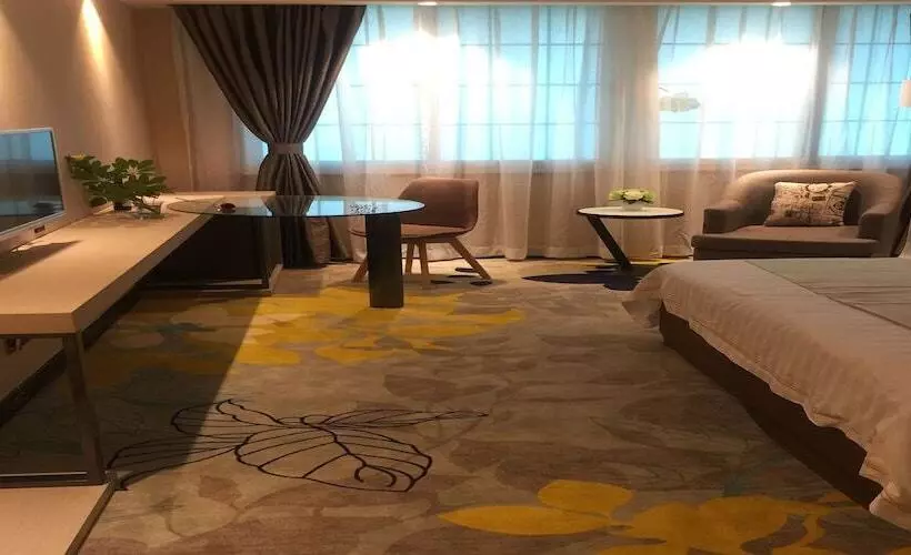 Shenzhen Kaili Hotel, Guomao Shopping Mall