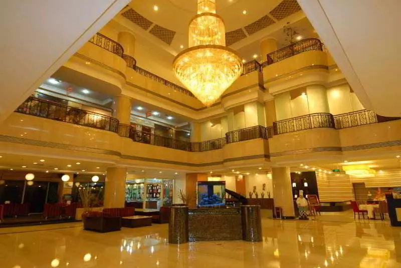 ホテル Mercure Hydro Majestic Kunming