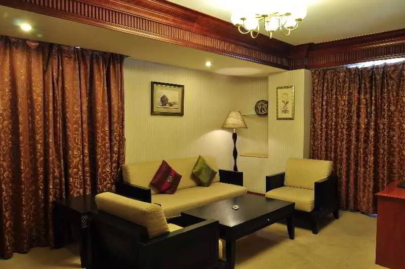 ホテル Mercure Hydro Majestic Kunming