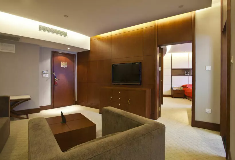 Hotelli Shanghai Noble Center