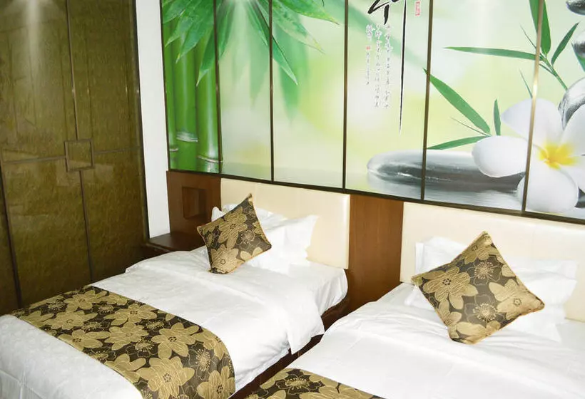 Hotelli Shanghai Noble Center