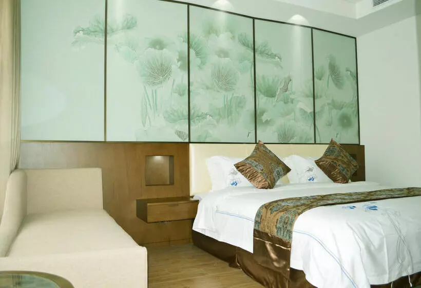 Hotelli Shanghai Noble Center