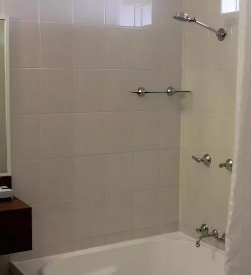 בית מלון כפרי The Kidman Wayside Inn