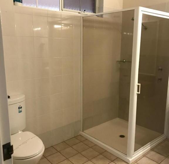 Отель The Kidman Wayside Inn