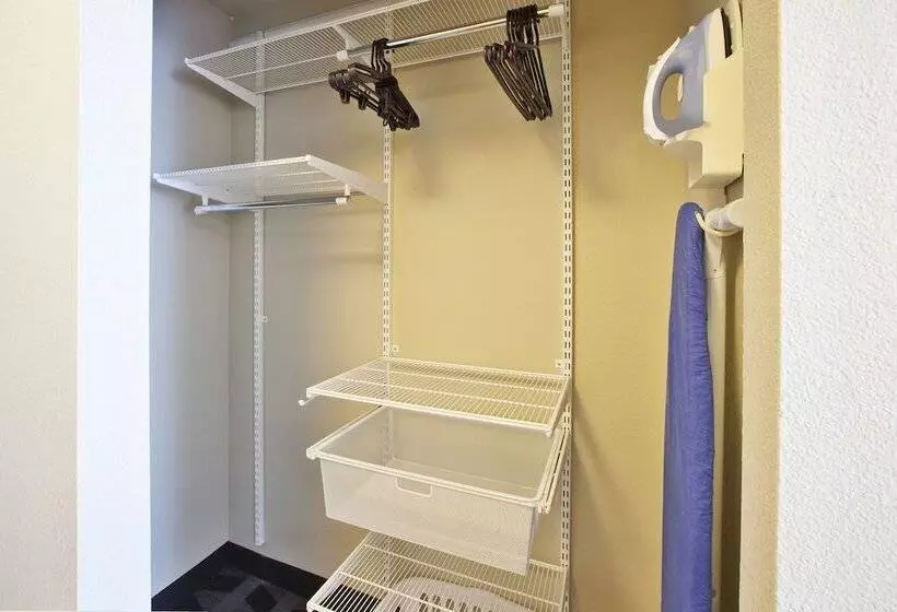 호텔 Towneplace Suites By Marriott Detroit Livonia