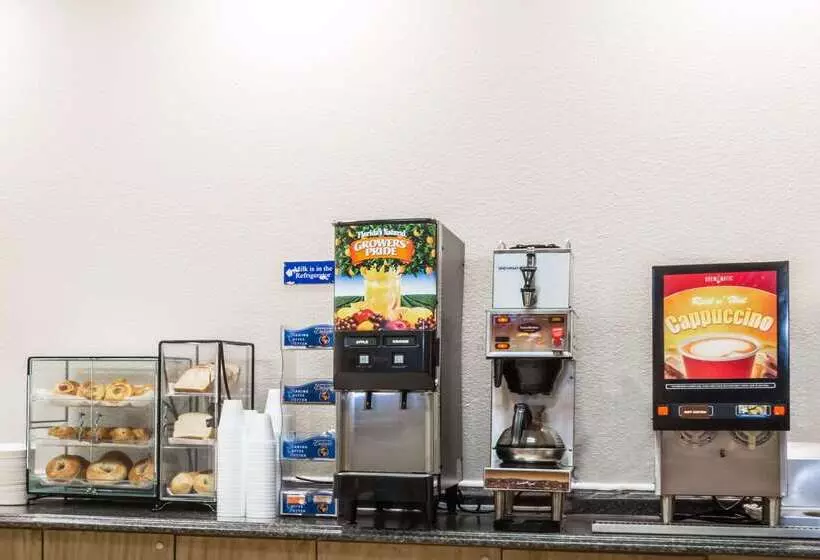 Microtel Inn & Suites By Wyndham Kansas City Airport