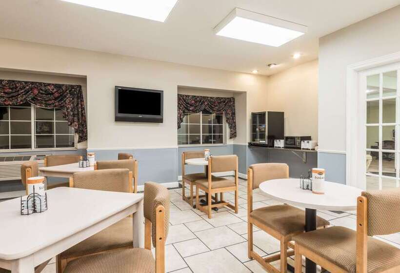 Microtel Inn & Suites By Wyndham Kansas City Airport