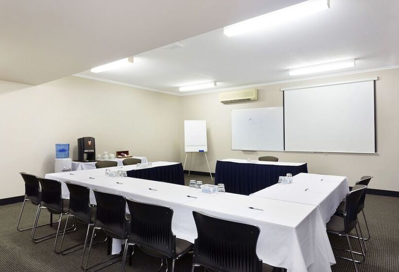 Rocklea International Motel