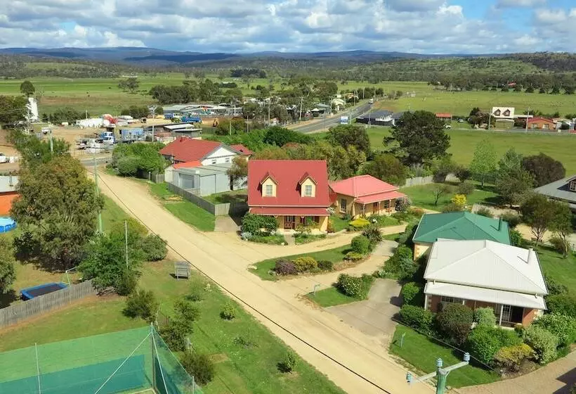 酒店 Swansea Cottages & Lodge Suites