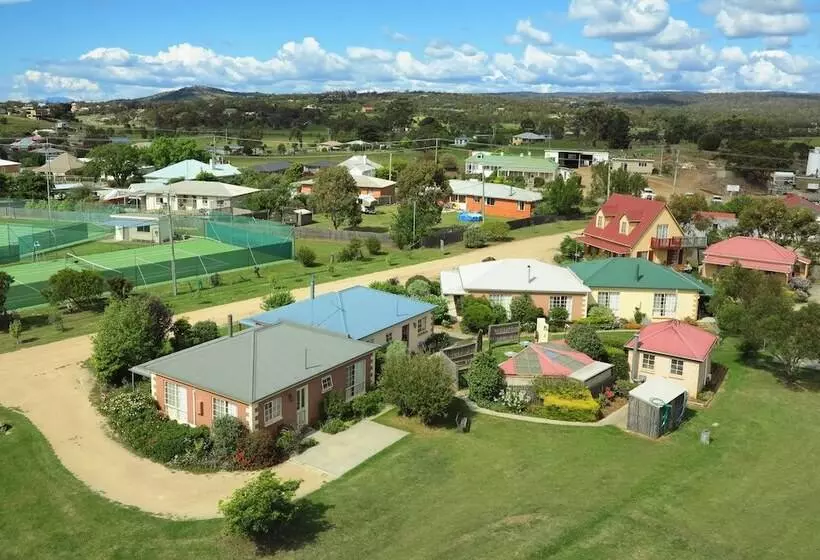 酒店 Swansea Cottages & Lodge Suites