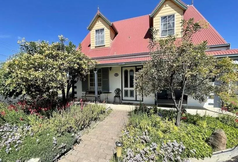 酒店 Swansea Cottages & Lodge Suites