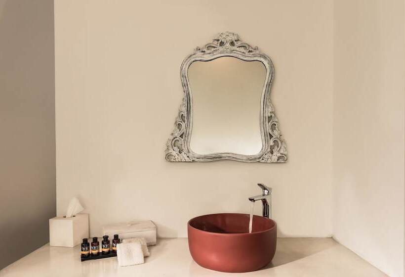 Alta Mare By Andronis