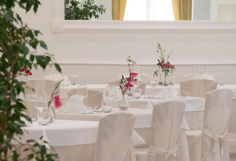 Grand Hotel Mediterraneo