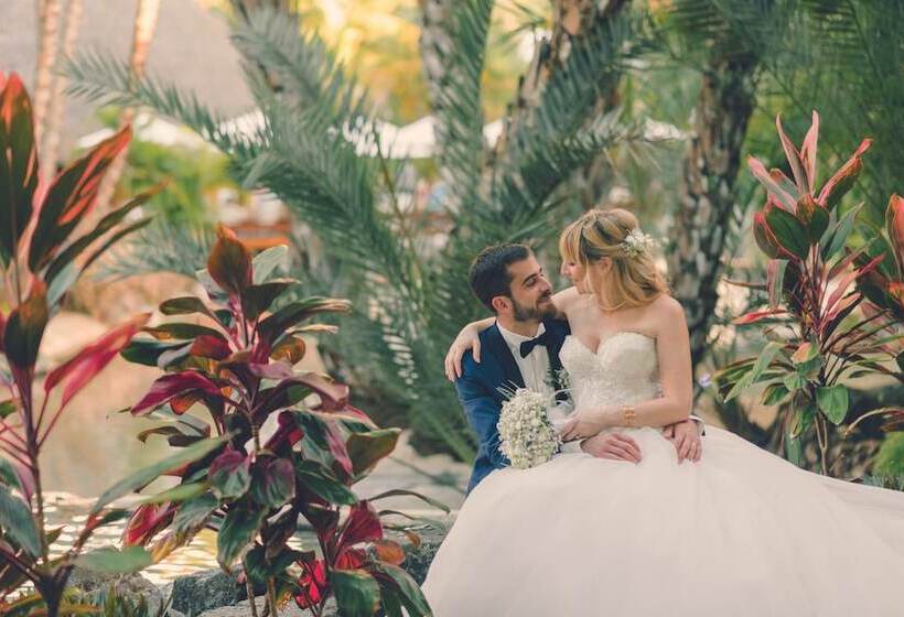 בית מלון כפרי Canonnier Beachcomber Golf Resort & Spa