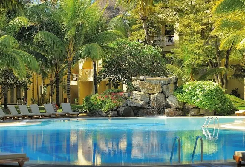 هتل Canonnier Beachcomber Golf Resort & Spa