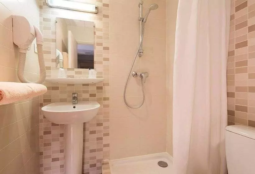 Hotelli De La Cite Rougemont