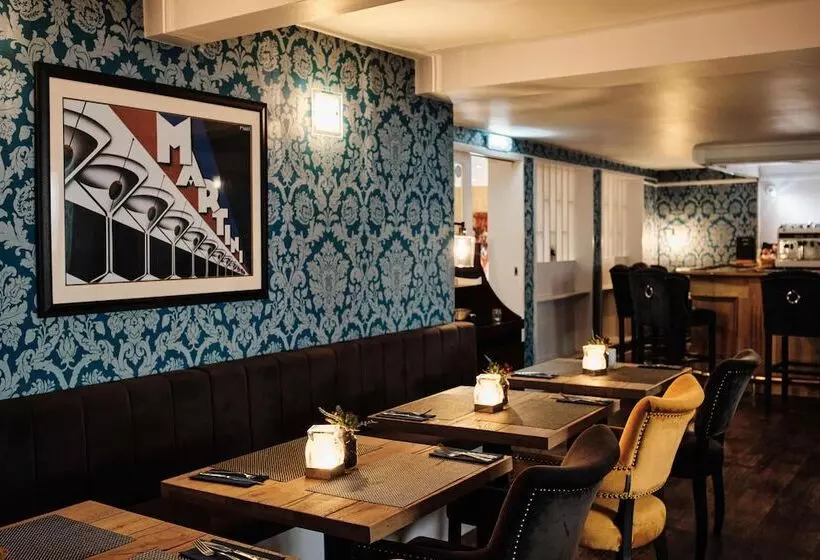 Отель De Normandie