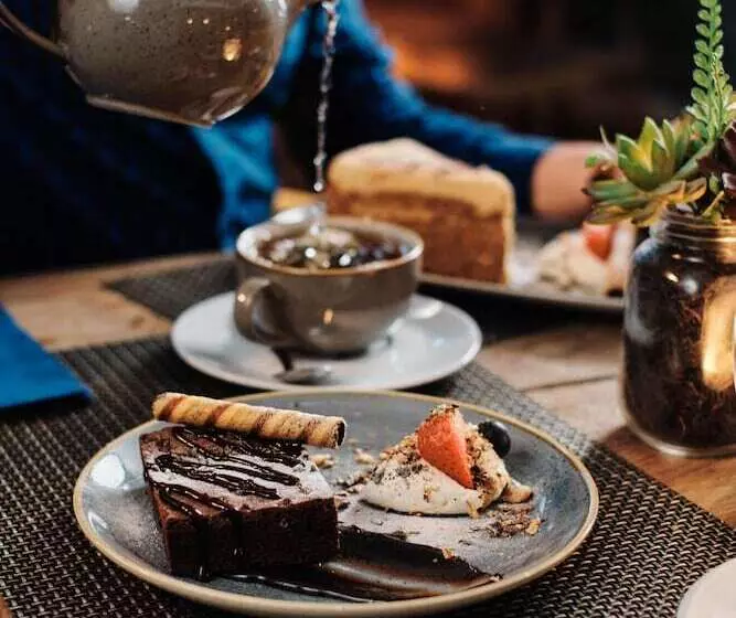 Отель De Normandie